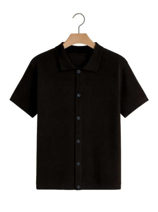 Camisa negra botonadura